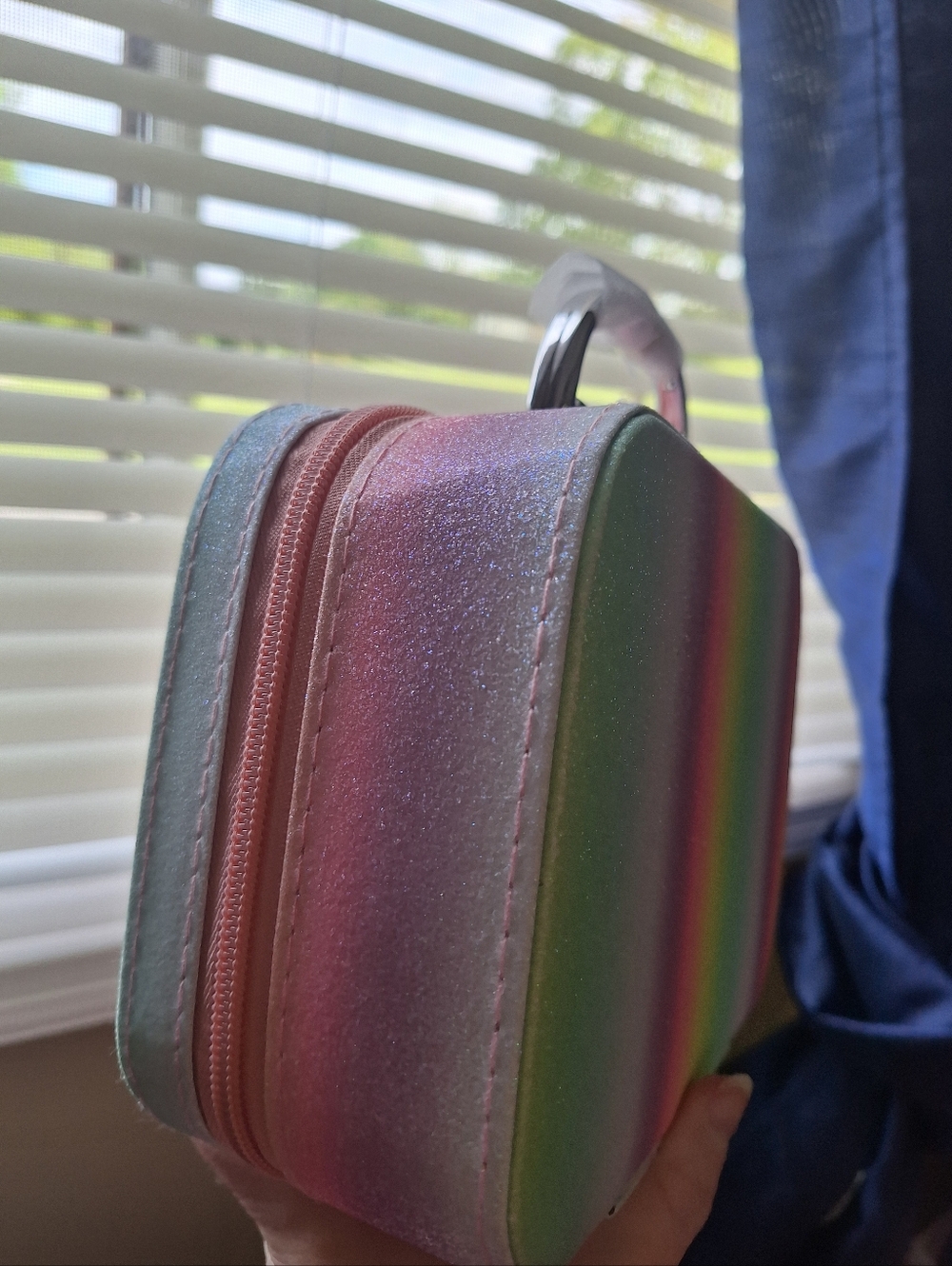 Makeup Case - Picture 6 of 7